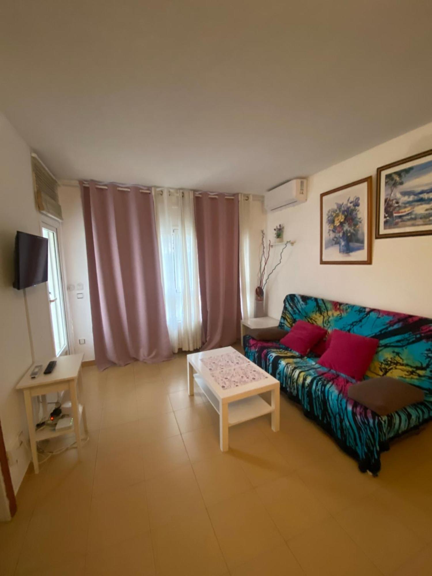 Appartamento Romántico piso de la playa Fenals Lloret de Mar Esterno foto